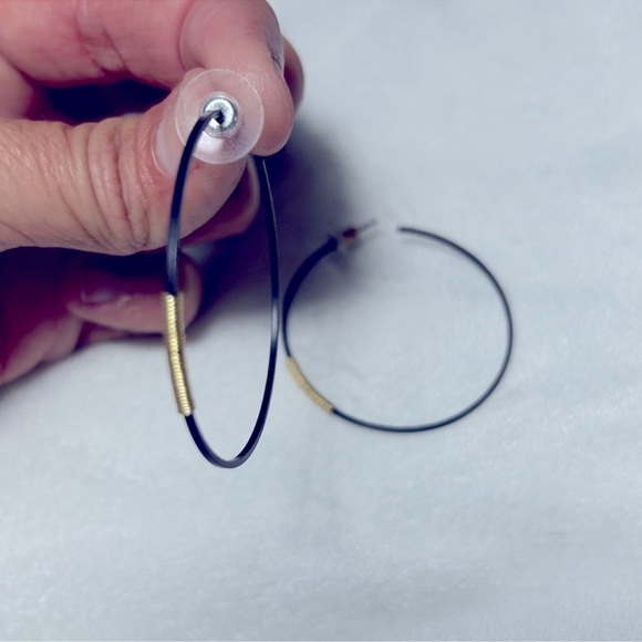 Black Hoop Earrings w/ Gold Sz M - Picture 2 of 4